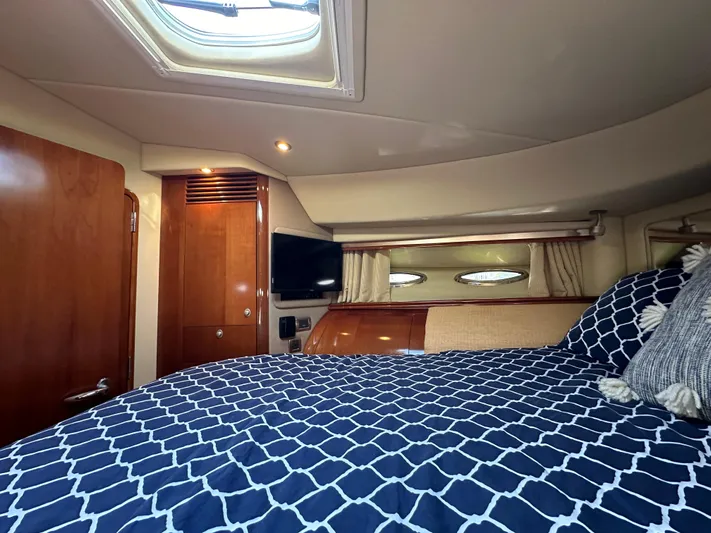 Nauti Lady Yacht Photos Pics 