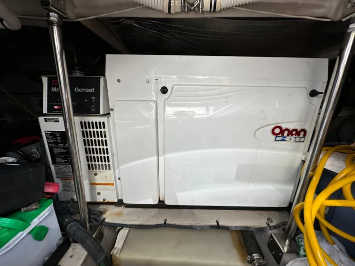 Nauti Lady Yacht Photos Pics 