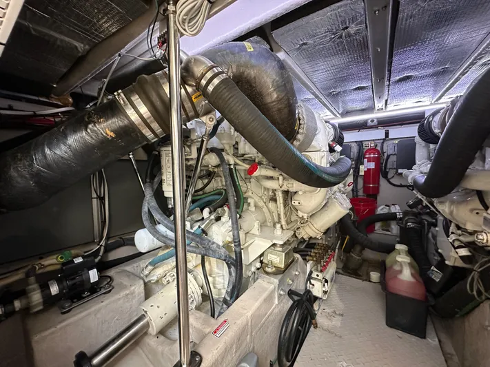 Nauti Lady Yacht Photos Pics 