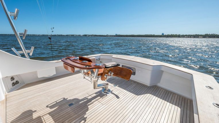 2007-58-jarrett-bay-58-convertible