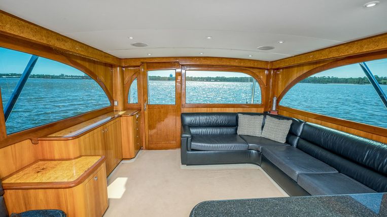2007-58-jarrett-bay-58-convertible