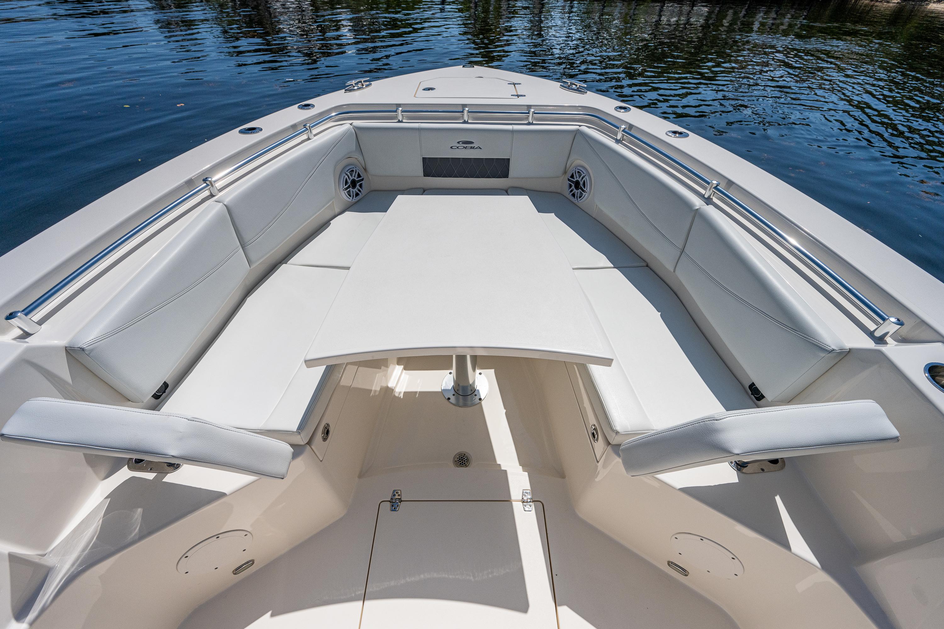 2022 Cobia 320 Center Console