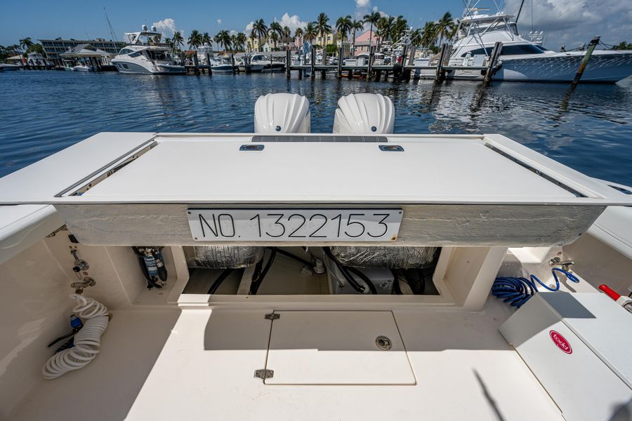 2022 Cobia 320 Center Console