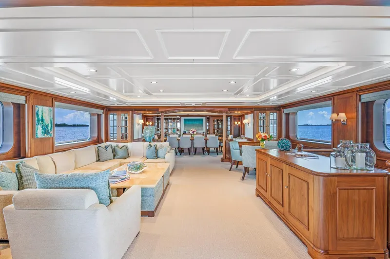 Big Easy Yacht Photos Pics 