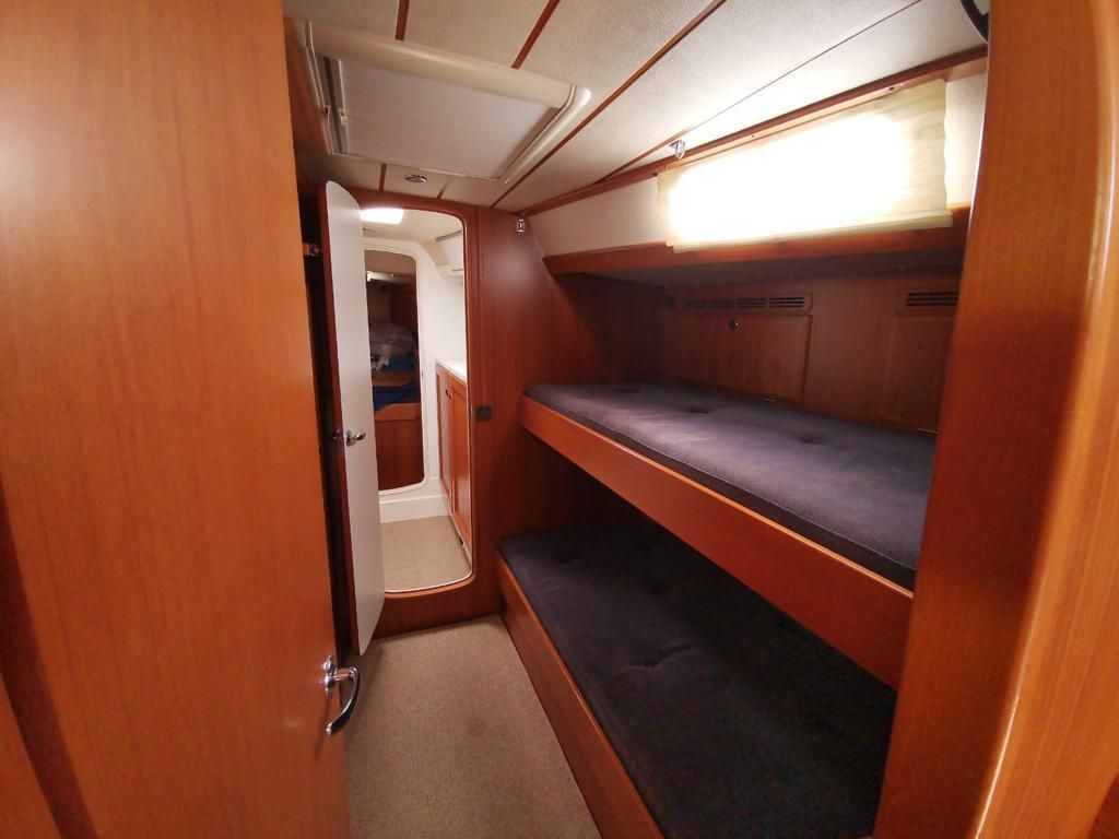 2004 Hallberg-Rassy 61 