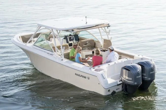  Yacht Photos Pics Manufacturer Provided Image