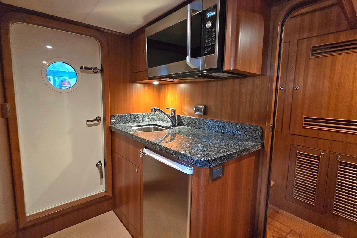 2020 Outer Reef Yachts 72 