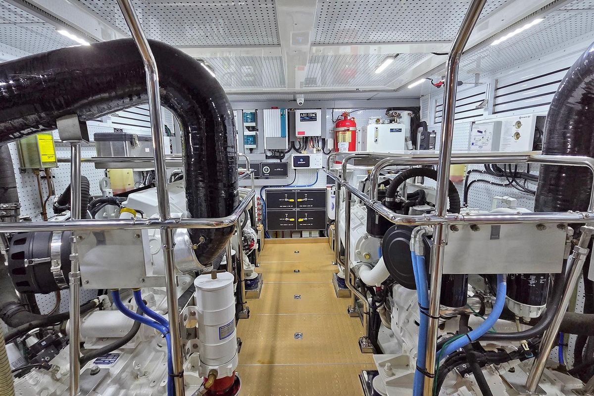 2020 Outer Reef Yachts 72 