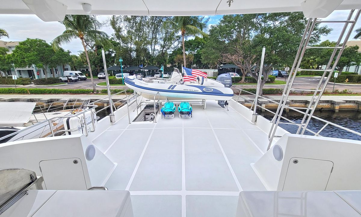 2020 Outer Reef Yachts 72 