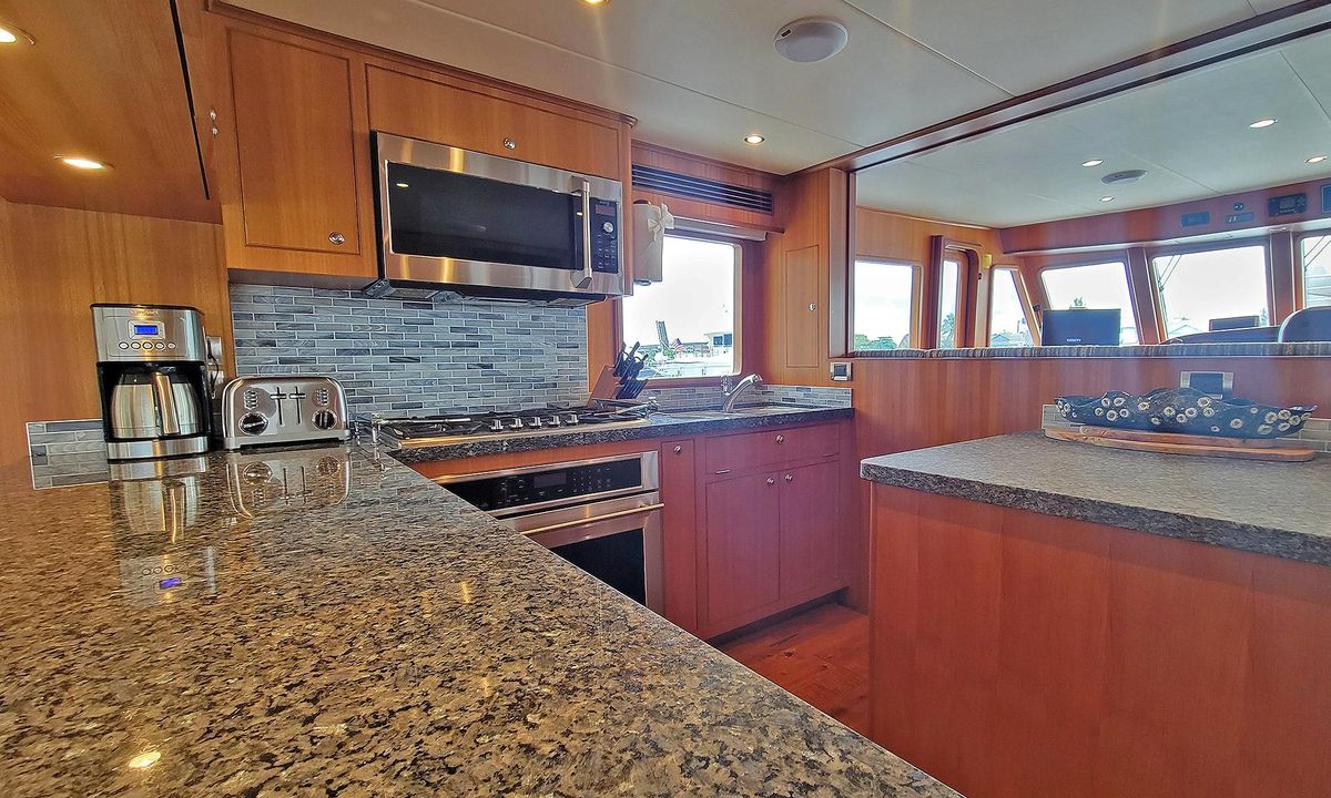 2020 Outer Reef Yachts 72 
