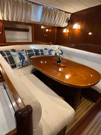 Aventura Yacht Photos Pics 