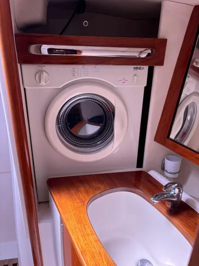 Aventura Yacht Photos Pics 