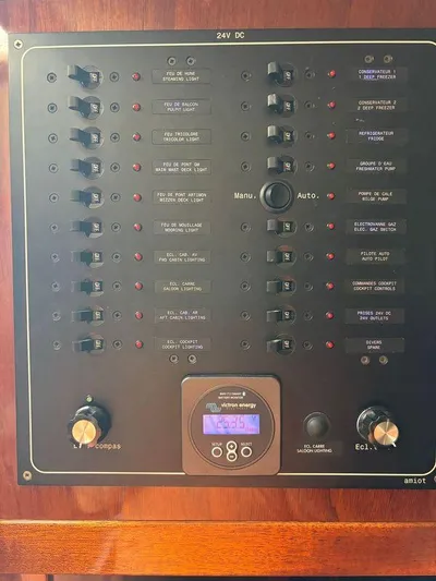 Aventura Yacht Photos Pics 