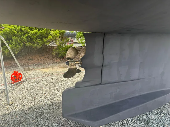 Aventura Yacht Photos Pics 