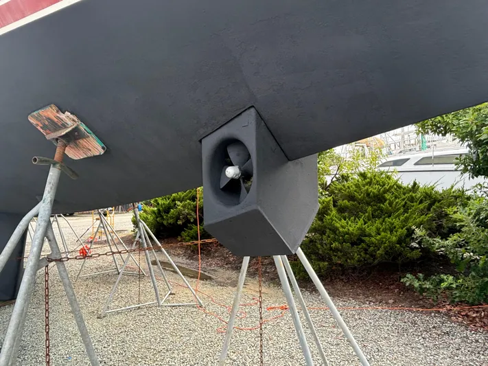 Aventura Yacht Photos Pics 