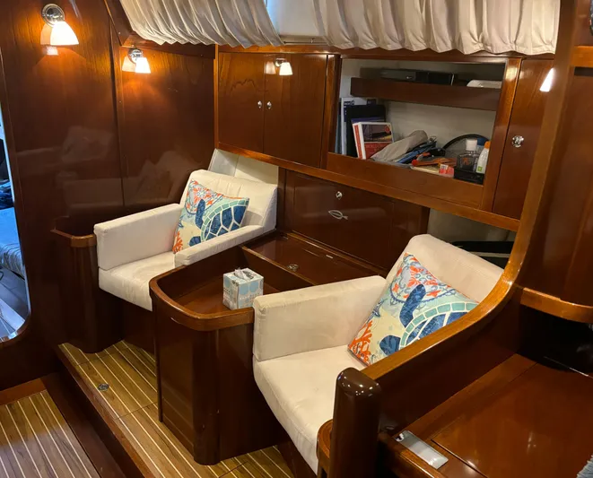 Aventura Yacht Photos Pics 