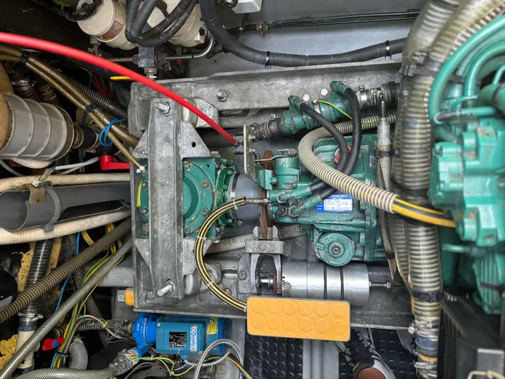 Aventura Yacht Photos Pics 