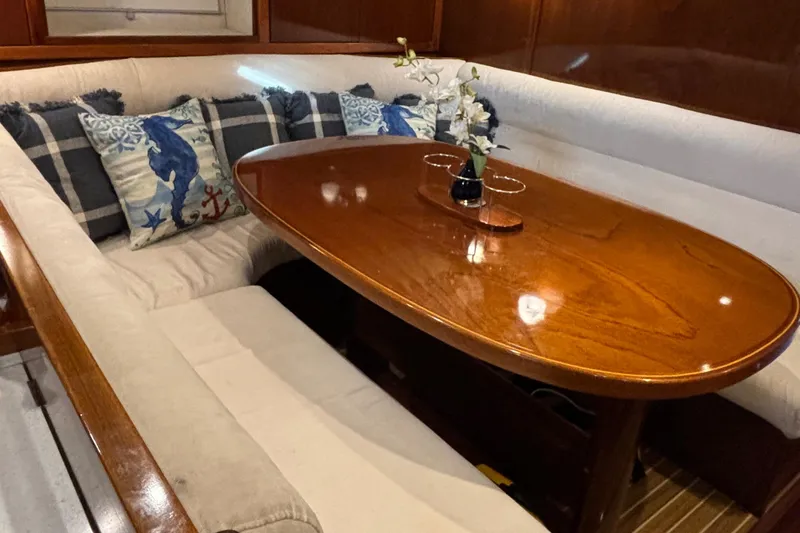 Aventura Yacht Photos Pics 