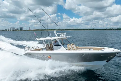 Everglades 395 Center Console