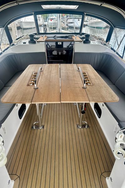 2022 Elan Impression 50.1