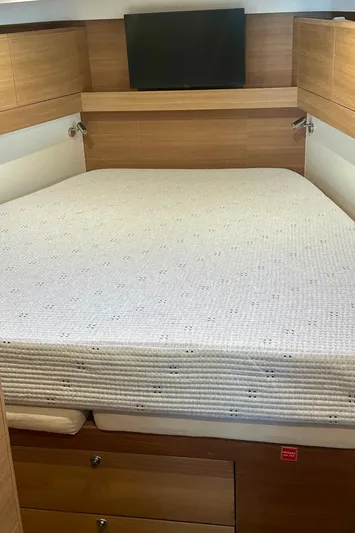 Mystic Impression Yacht Photos Pics 