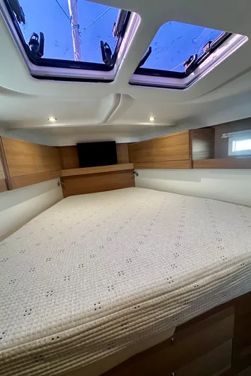 Mystic Impression Yacht Photos Pics 