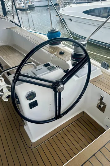 Mystic Impression Yacht Photos Pics 