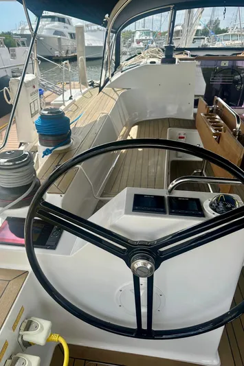 Mystic Impression Yacht Photos Pics 