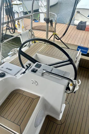 Mystic Impression Yacht Photos Pics 