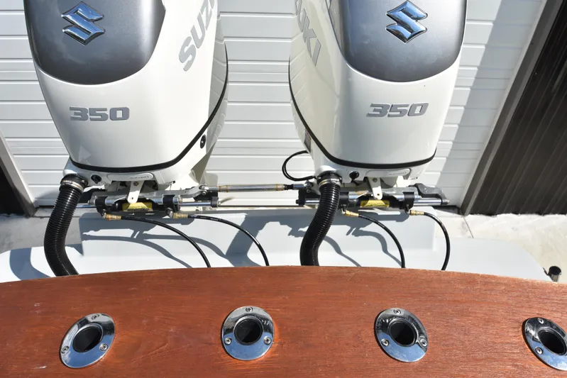 Double Trouble Yacht Photos Pics 