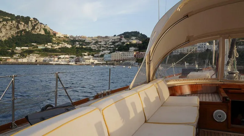 Quarta Santa Maria Yacht Photos Pics 