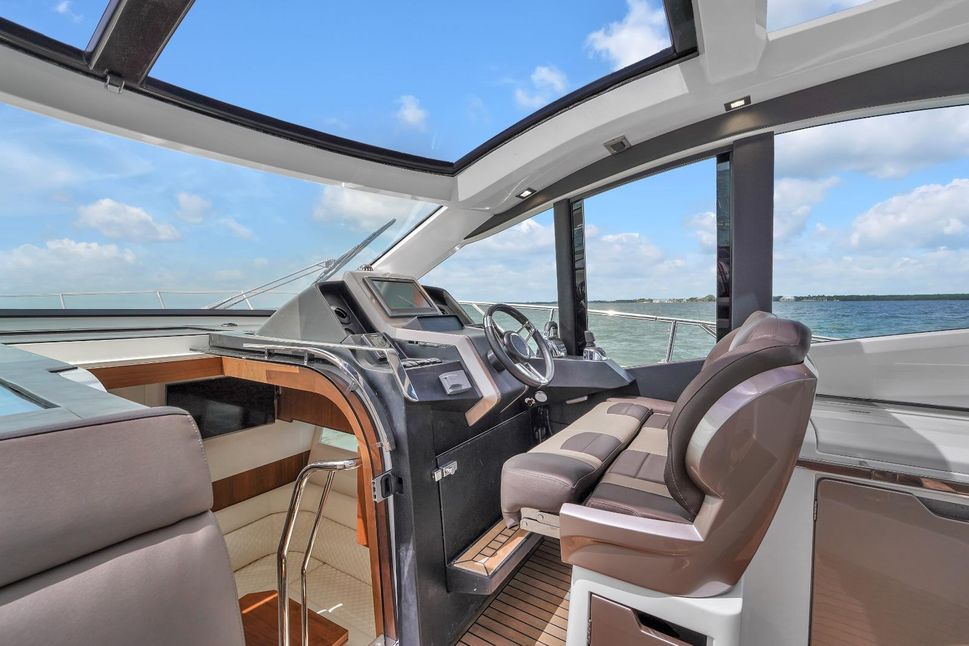 2017 Galeon 445 HTS Cruiser for sale - YachtWorld