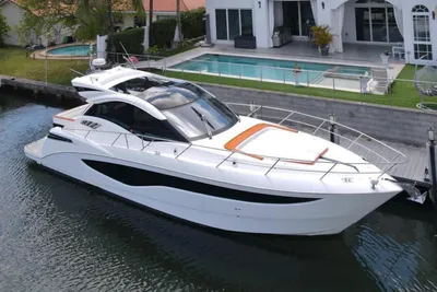Galeon 445 HTS