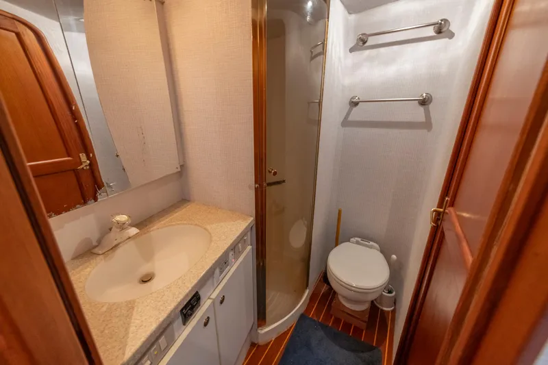 Alexa Corinne Yacht Photos Pics 