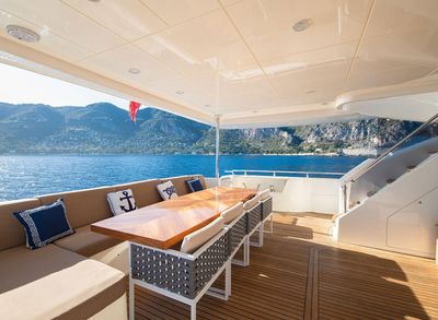 Yacht