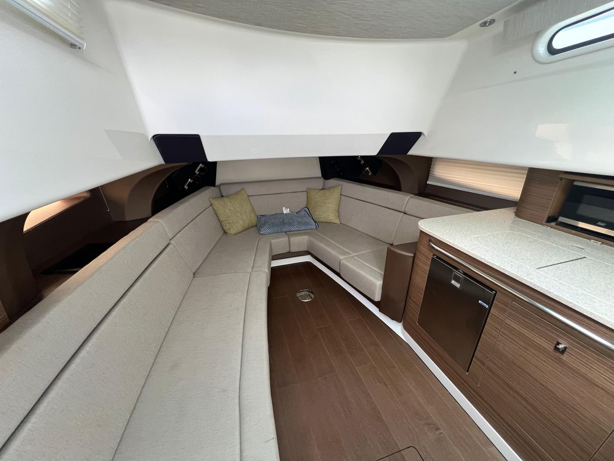 2023 Boston Whaler 42 