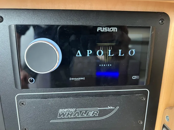 Sea Leggs Yacht Photos Pics 