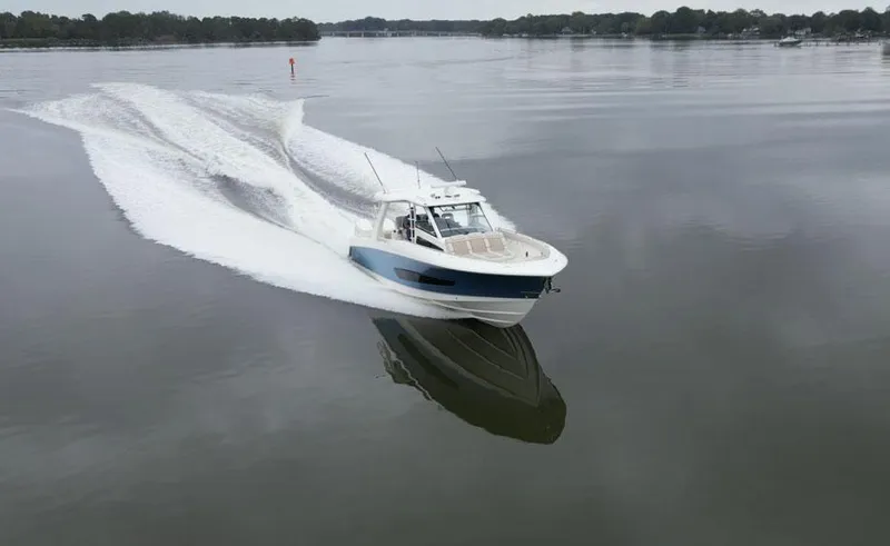 Sea Leggs Yacht Photos Pics 