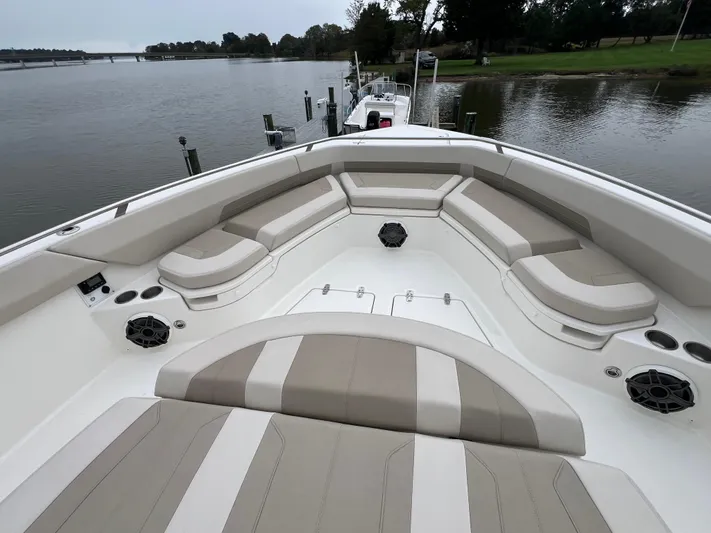 Sea Leggs Yacht Photos Pics 