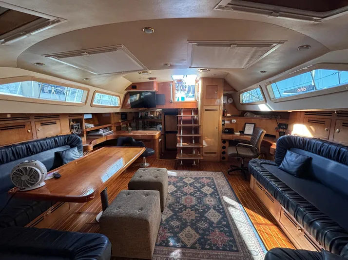  Yacht Photos Pics MAIN SALON LOOKING AFT