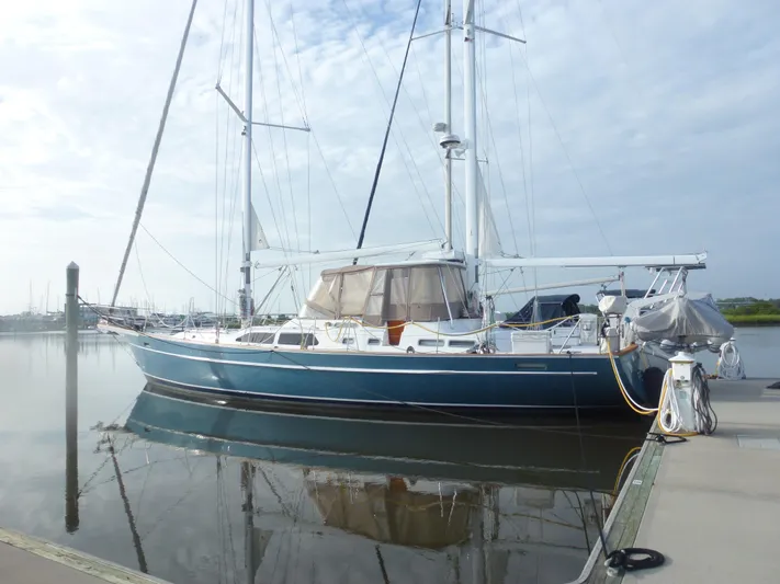Pelican Yacht Photos Pics AT REST