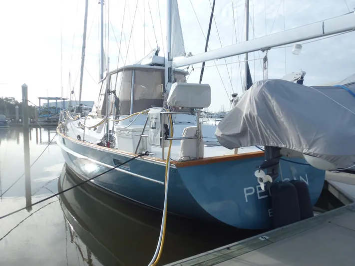 Pelican Yacht Photos Pics 