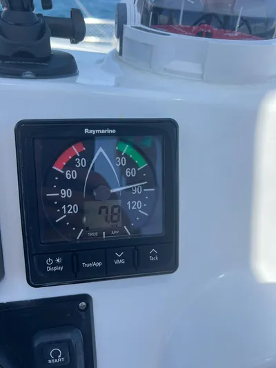 Encore Yacht Photos Pics Raymarine instrument panel on Bali 4.1 yacht, displaying wind speed and direction.