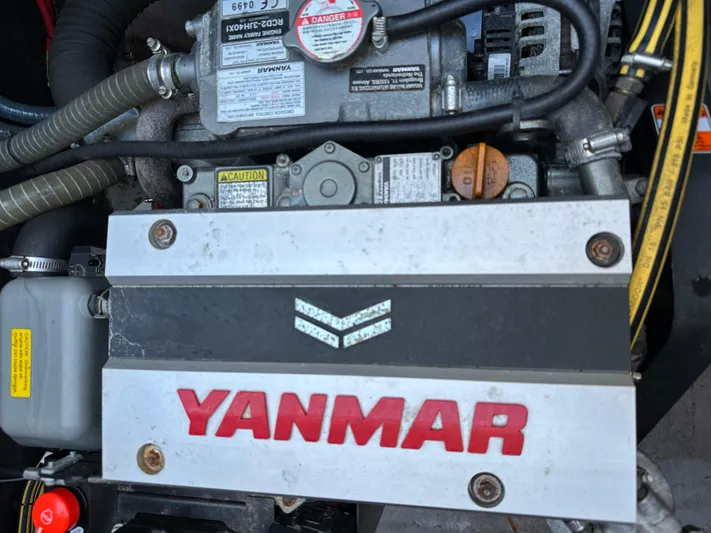 Encore Yacht Photos Pics 