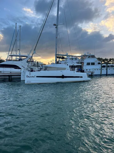 Encore Yacht Photos Pics 