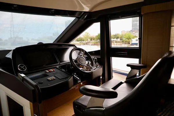 Low Key Yacht Photos Pics 