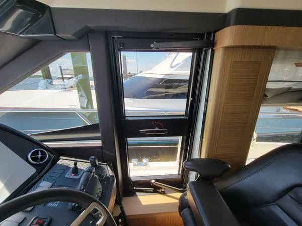 Low Key Yacht Photos Pics 