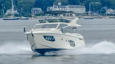 Low Key Yacht Photos Pics 