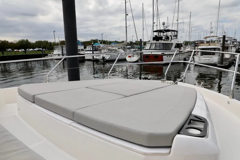 Low Key Yacht Photos Pics 