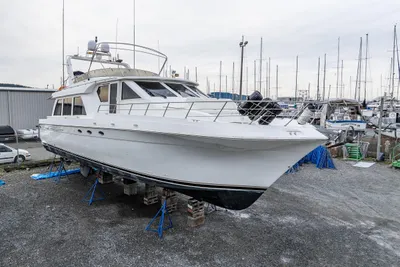 2001 Navigator Pilothouse